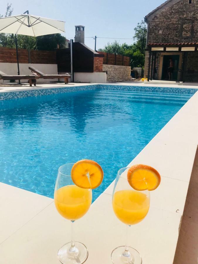 Apartments Malic Pridraga 외부 사진